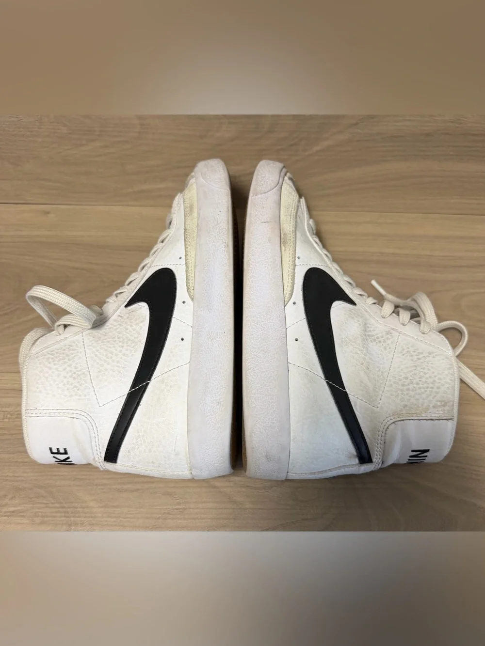 Nike Shoes Kids 5.5Y White Blazer Mid 77 DA4086-100 High Top Suede Trim Classic